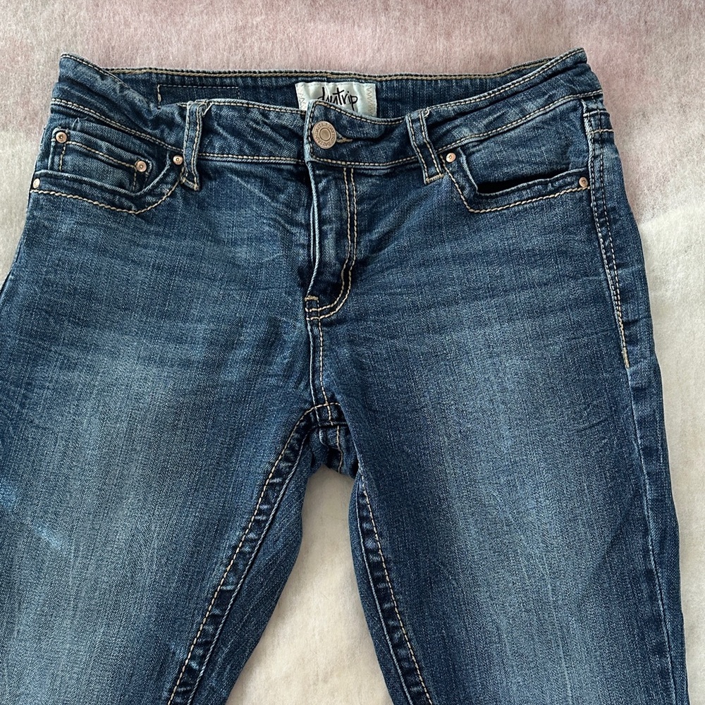 Daytrip Women's Dark Blue capri Jeans size 30